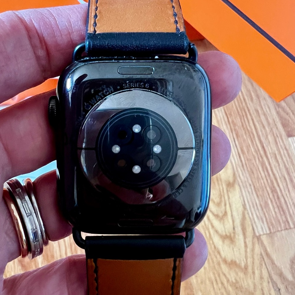 Apple Watch Hermes Series 6, 44mm Complete Set - Picture 8 of 11